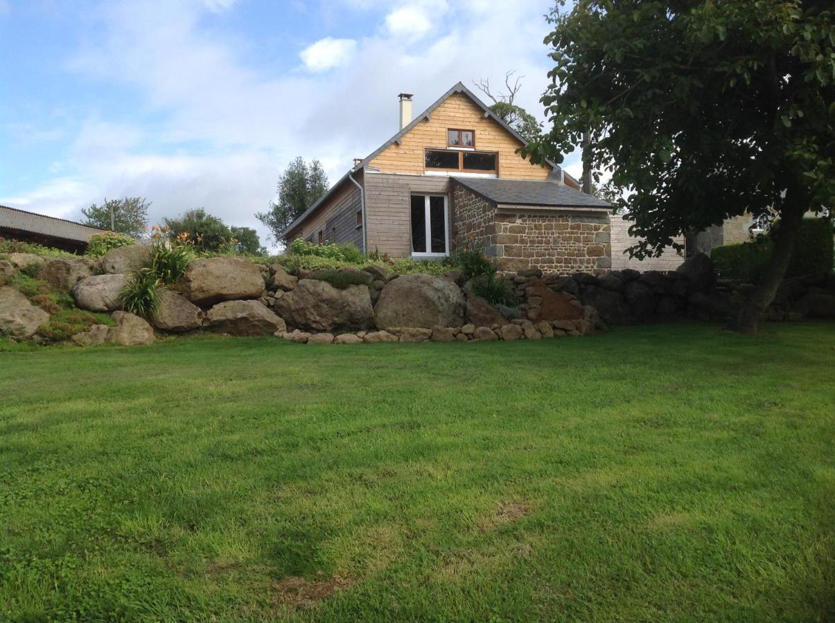 Les Rocailles Hotel La Foret-Auvray Bagian luar foto